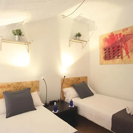 Brick - Turismo De Interior Otel 3*